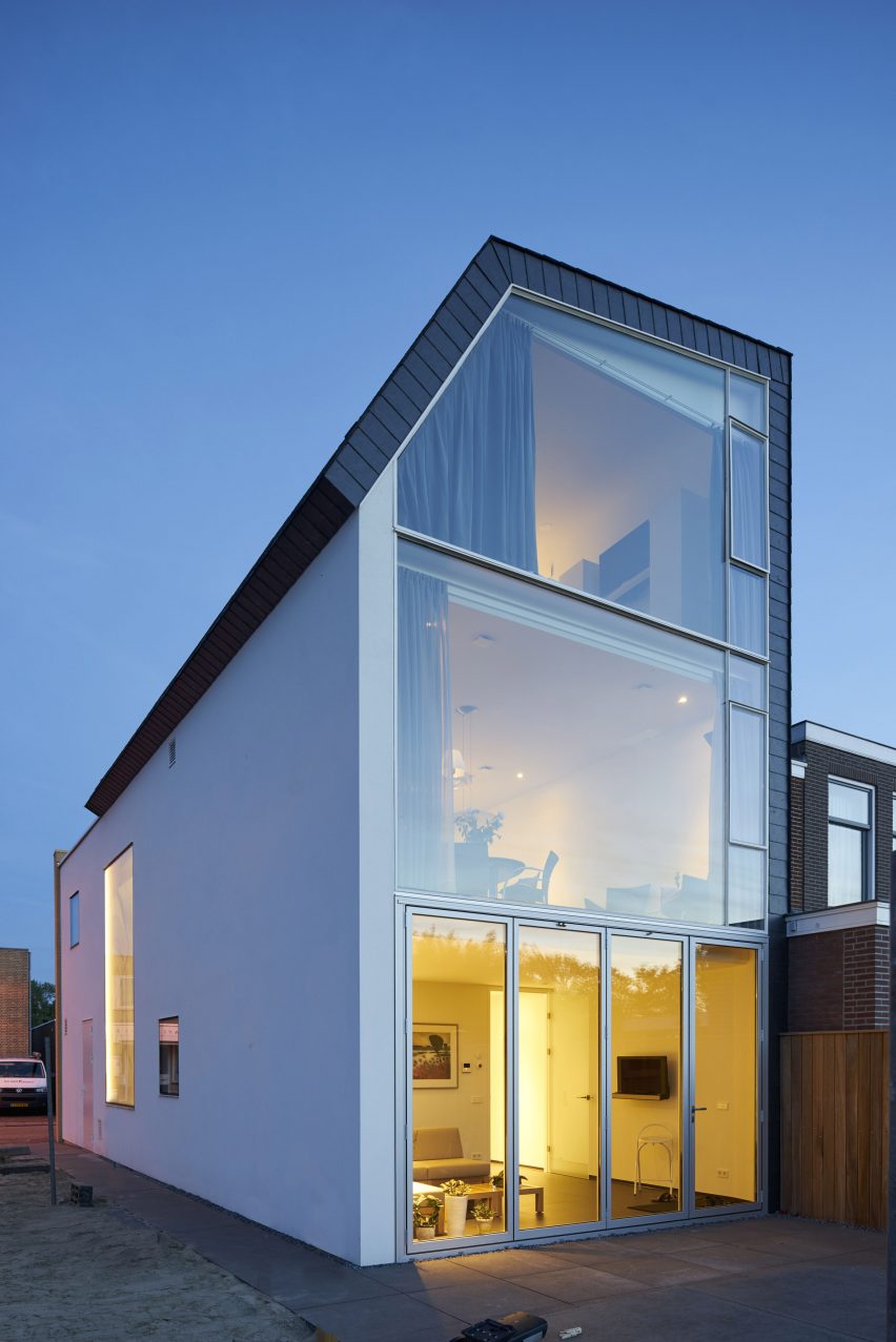 Ruud Visser Architects designs House Meerkerk on traditional Dutch street