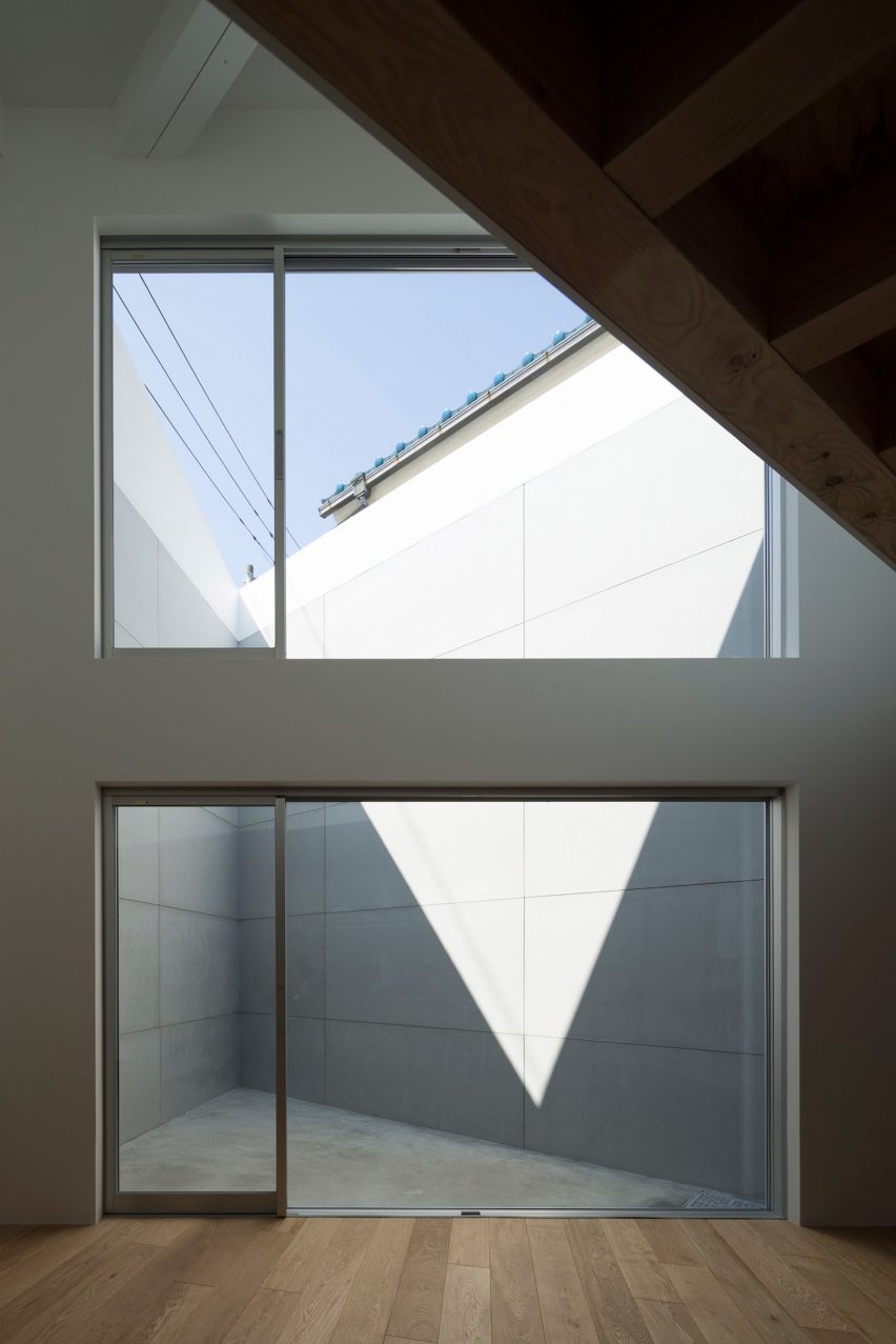 Kamiuma House by Hiroo Okubo and CHOP+ARCHI