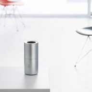 Pium smart diffuser pumps out the optimal fragrance for different times of day