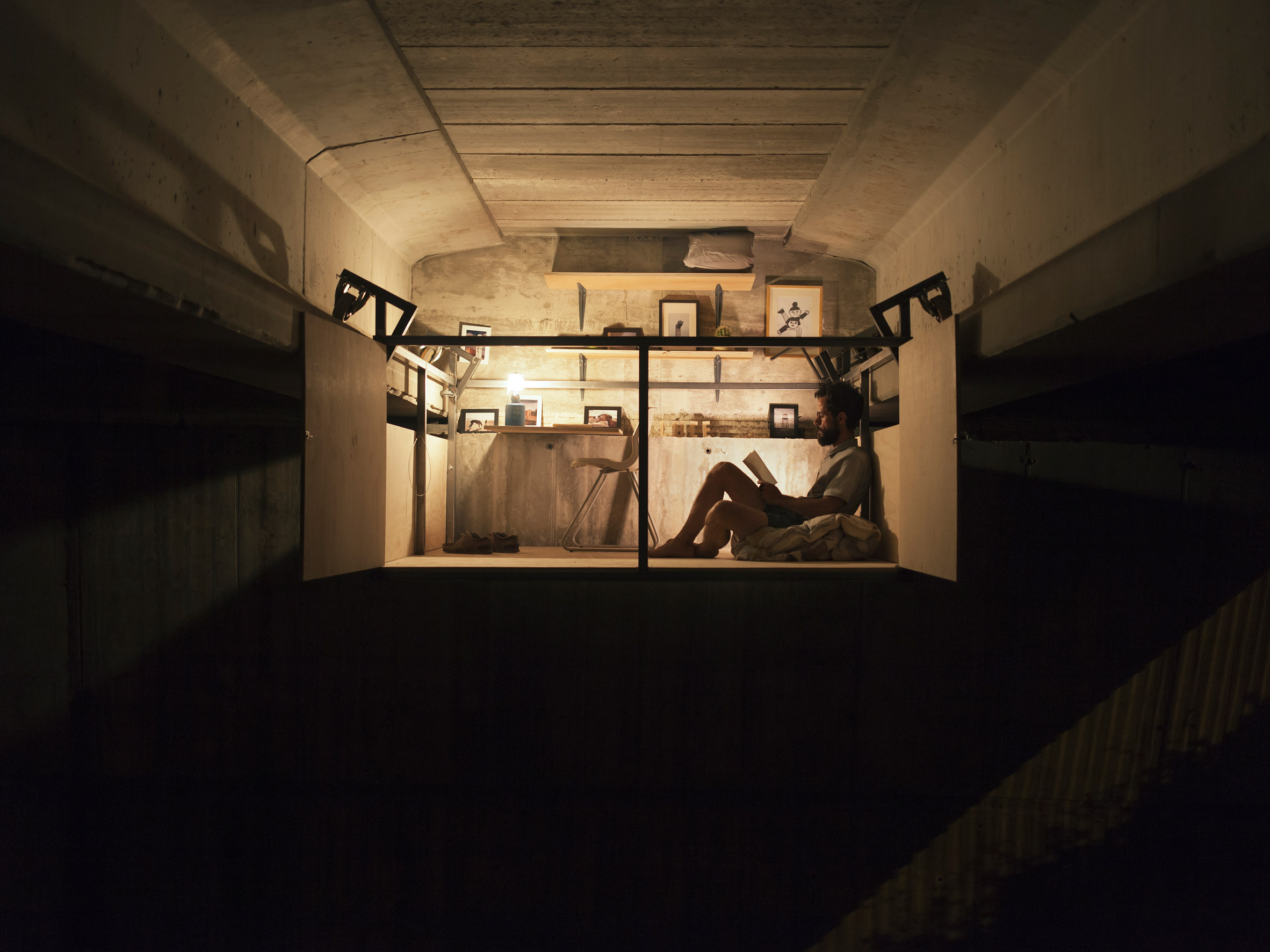 Secret studio under a bridge by Fernando Abellanas