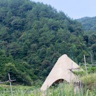 University of Hong Kong students build Sun Room for farmers of China's Peitian village