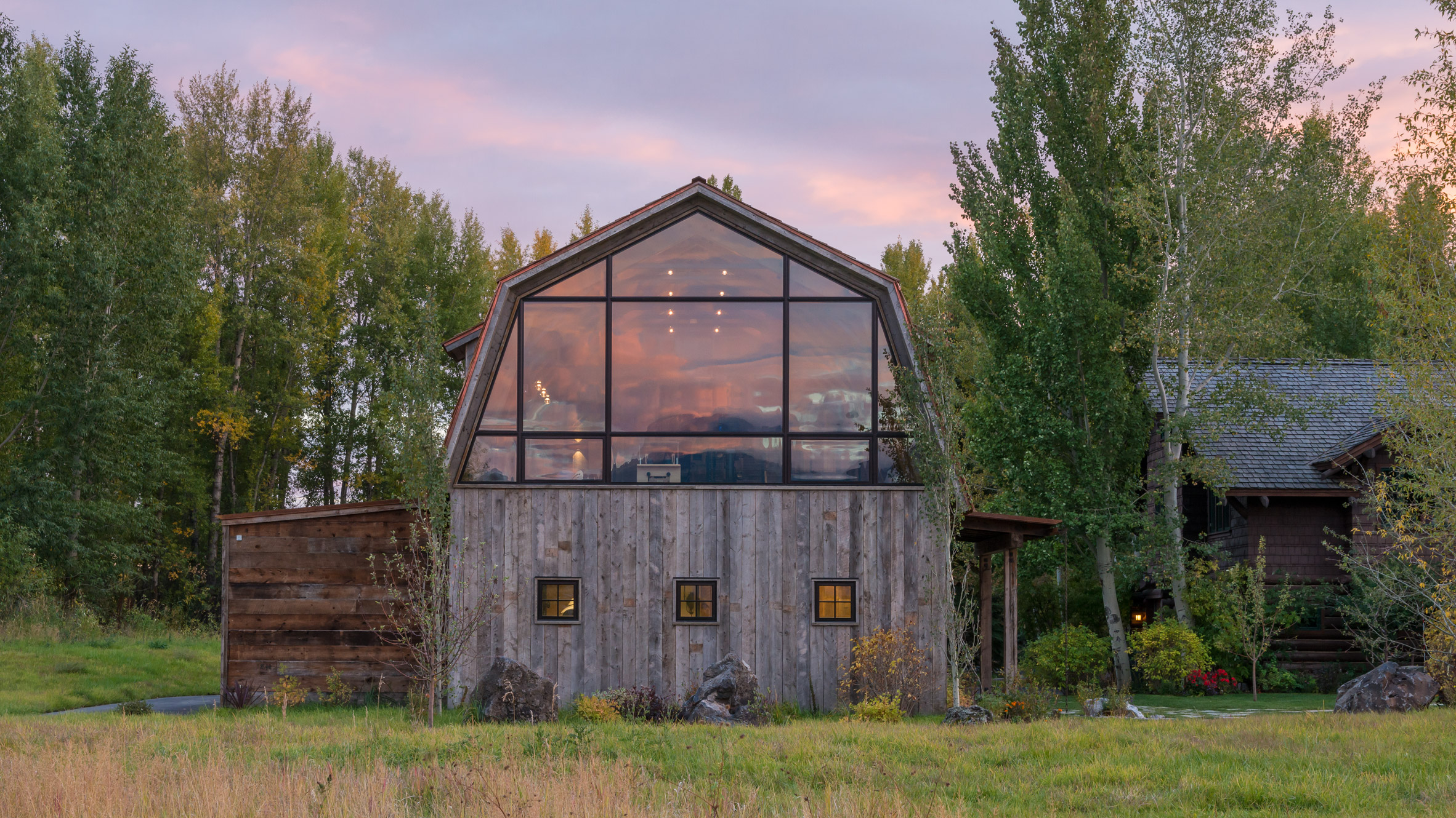 17 Simple Barn Shaped Homes  Ideas Photo House Plans