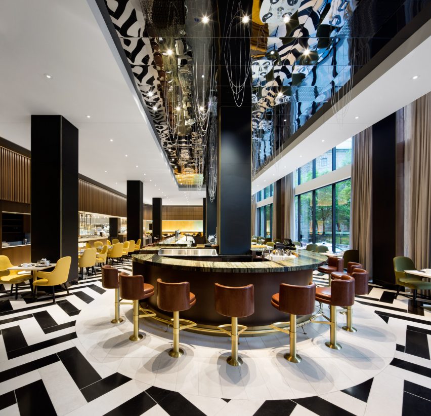 Fairmont The Queen Elizabeth Hotel by Sid Lee Architecture