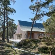 Tham & Videgård completes "tent-like" summer house on a Swedish island