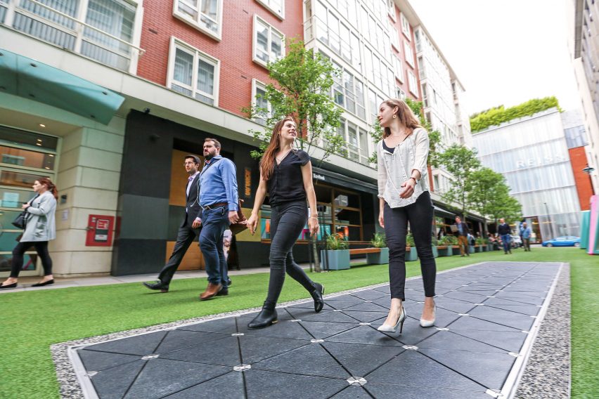 Pavegen S Floor Tiles Could Power Future Cities With Footsteps