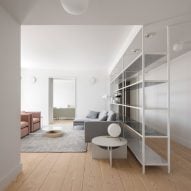 Rar.Studio renovates an apartment in Álvaro Siza's Terraços de Bragança