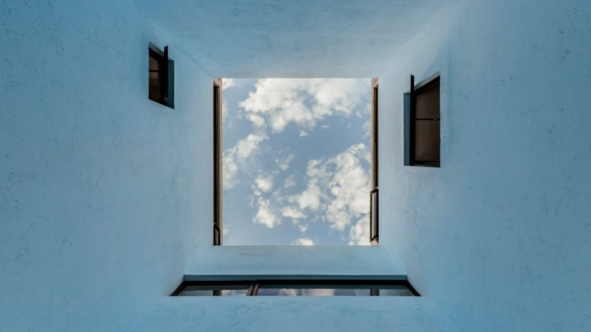 Casa Azul by Delfino Lozano
