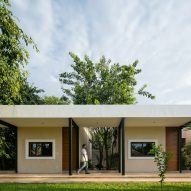 Steel colonnades create sheltered outdoor spaces at Mexican hacienda