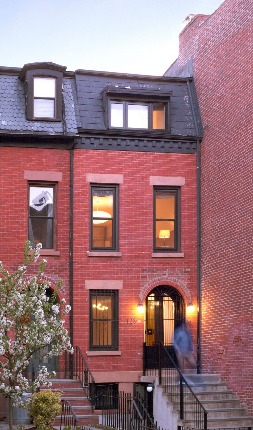 Fort Greene Townhouse by GRT Architects