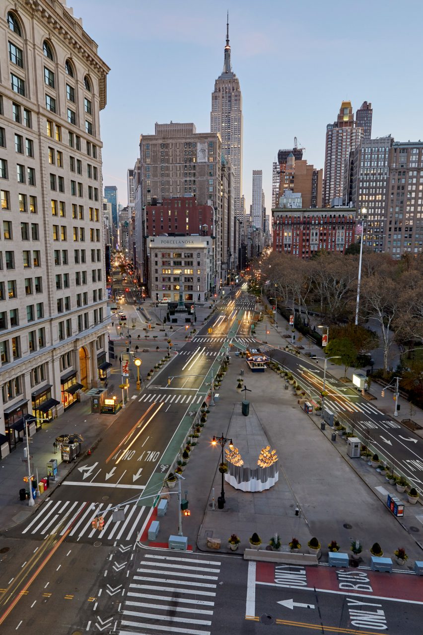 Flatiron Reflection by Future Expansion and Van Alen Institute