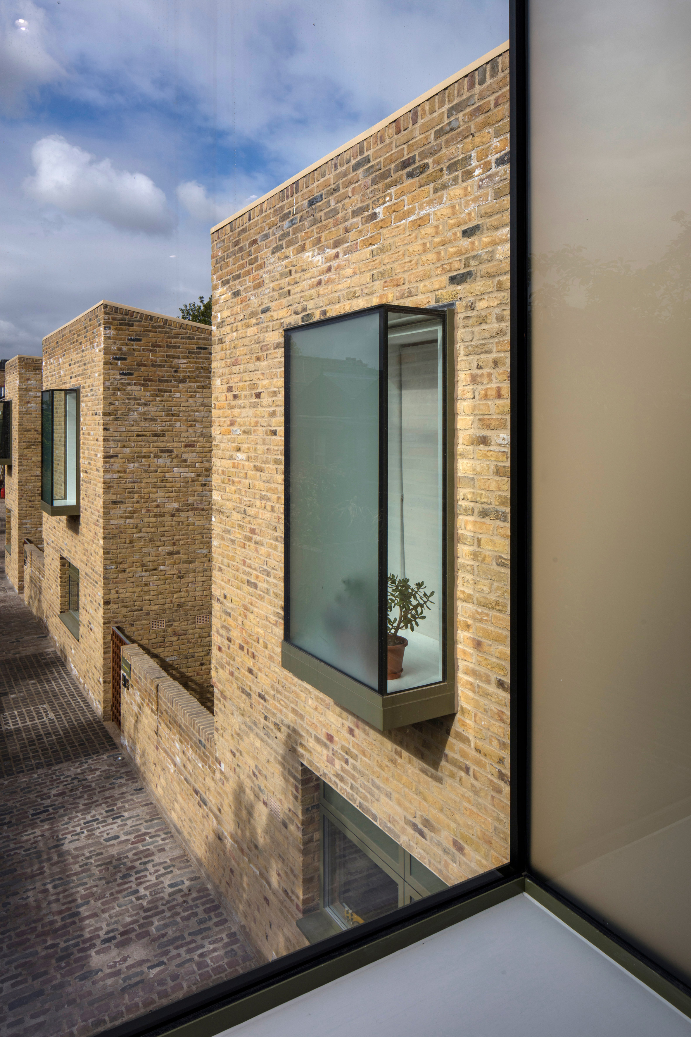 Moray Mews by Peter Barber Architects