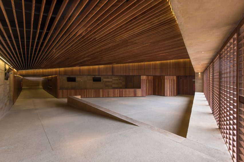 Teopanzolco Cultural Center by Productora and Isaac Broid