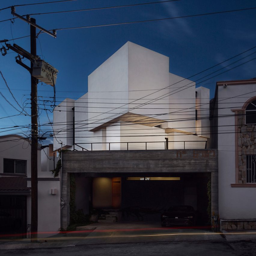 Cloud House by Arquidromo
