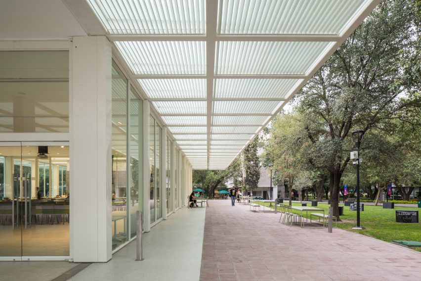 Monterrey Tec library and pavilion by Sasaki