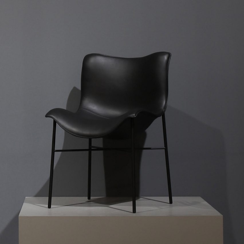 Danish brand Handvark just unveiled the Mantle chair designed by Iskos-Berlin during Maison & Objet fair