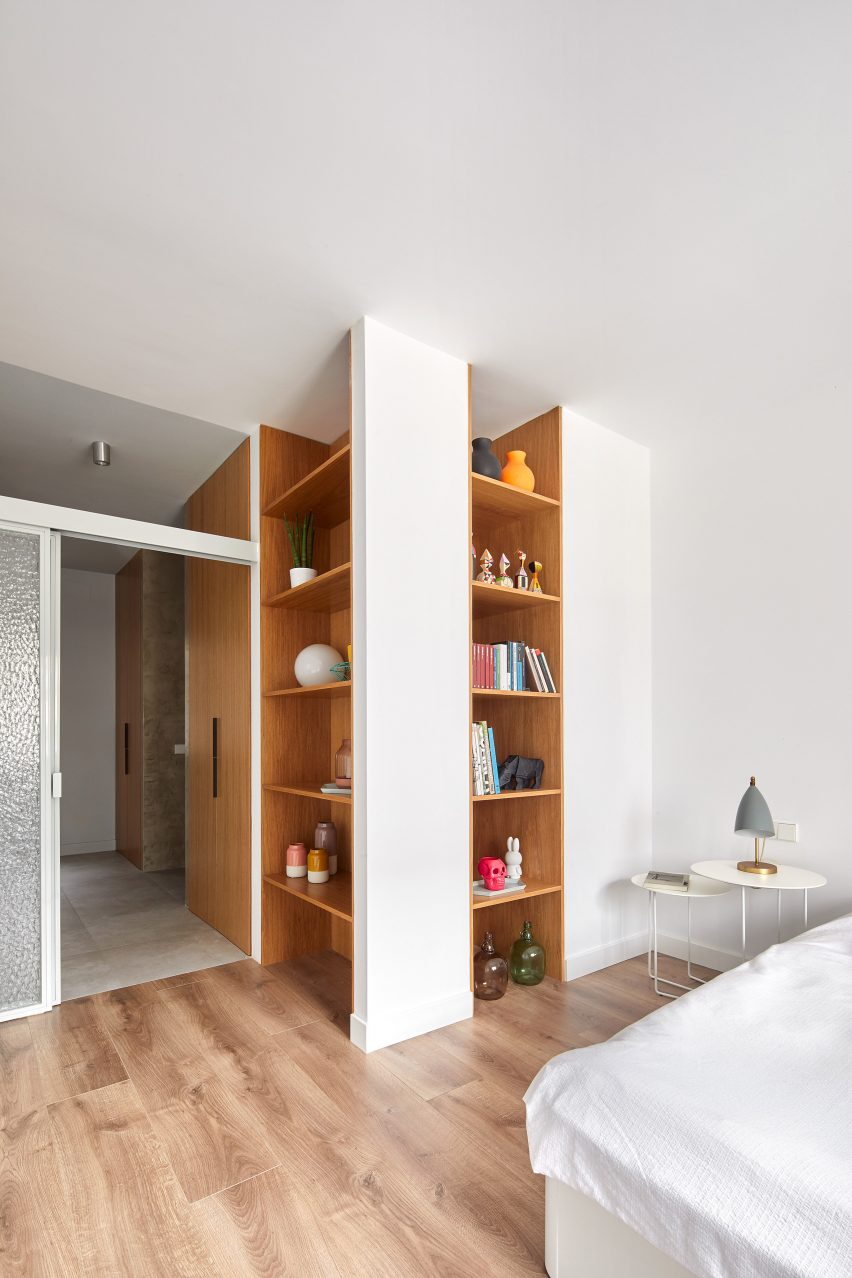 Villarroel apartment by Raul Sanchez Architects