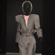 Gareth Pugh revisits 1980s power dressing with Autumn Winter 2018 collection
