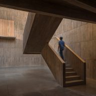 Productora builds Mexican centre for archeology and textiles using tinted concrete