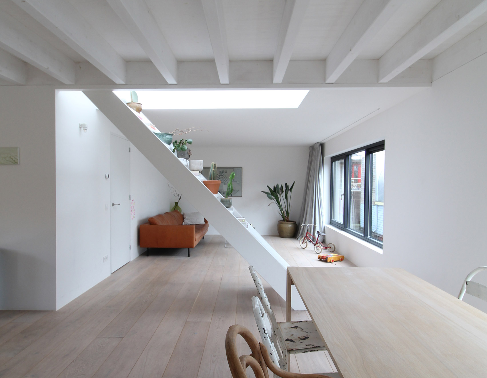 Tatami house by Julius Taminiau Architects