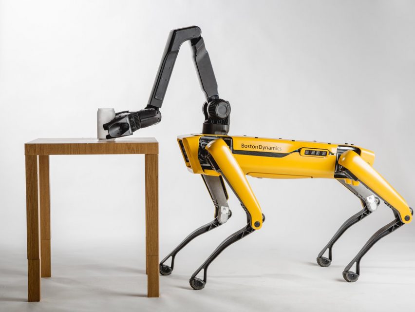 Boston Dynamics to start selling SpotMini robot as soon as 2019