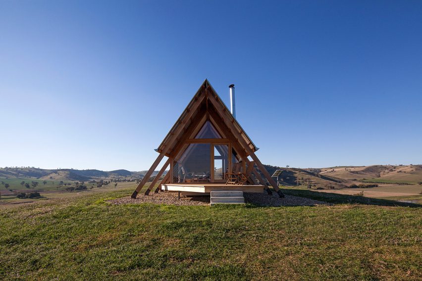 Kimo Hut by Anthony Hunt and Luke Stanley Architects