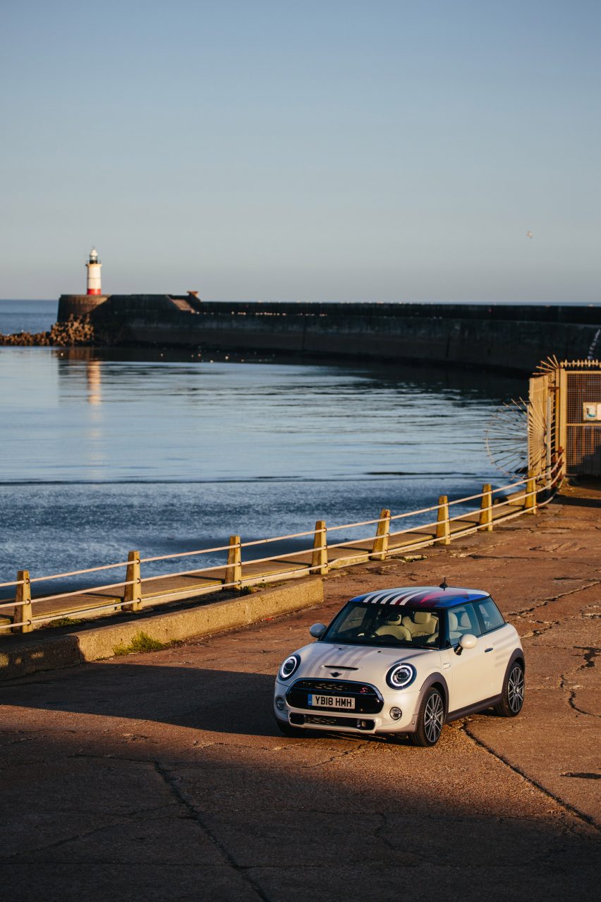 MINI commemorates royal wedding with one-off car design