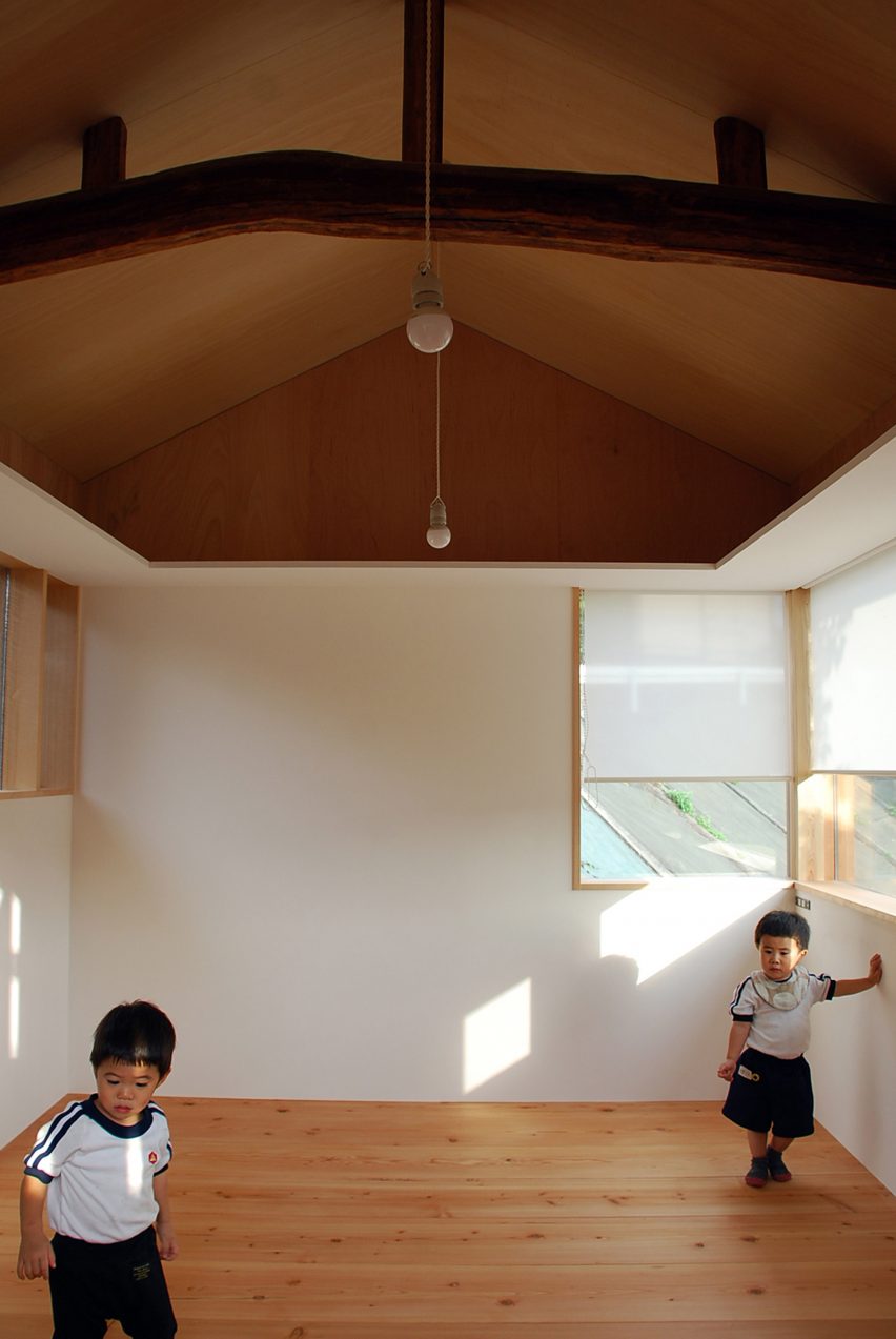 Tiny Atelier by Malubishi Architects