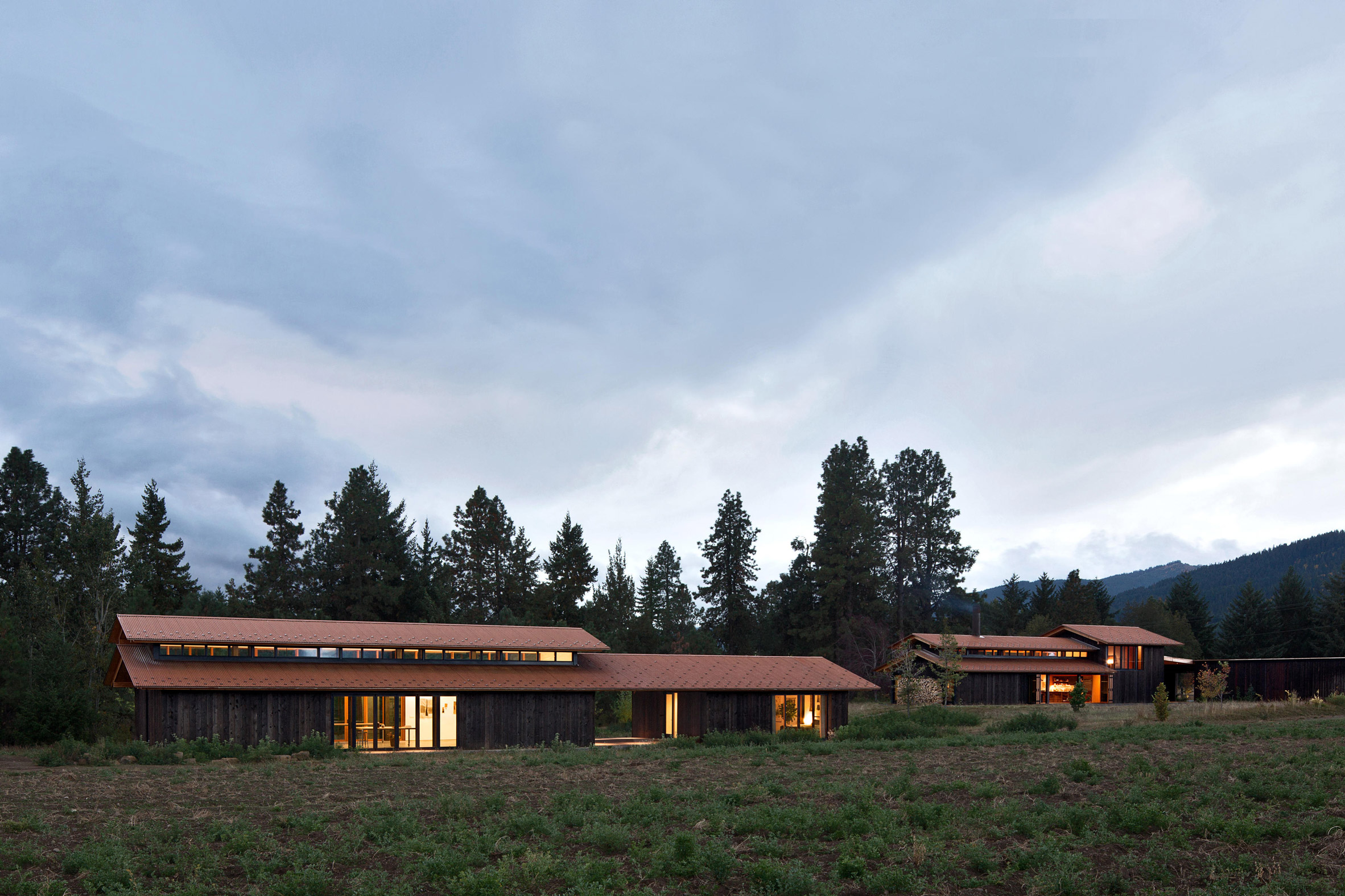 Trout Lake Residence by Olson Kundig