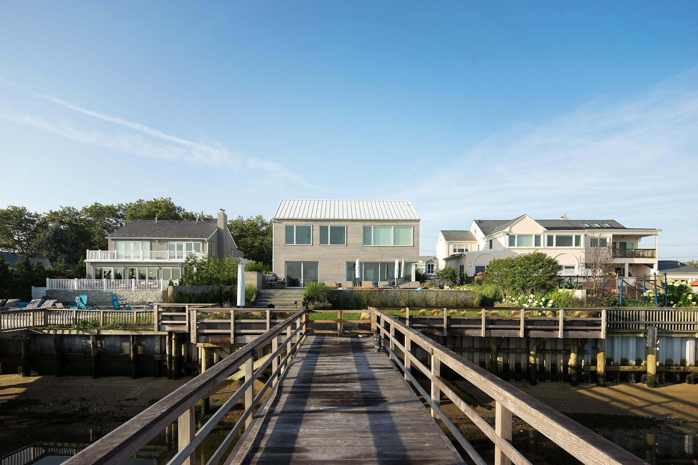 Atlantic Beach Residence by Bernheimer Architecture