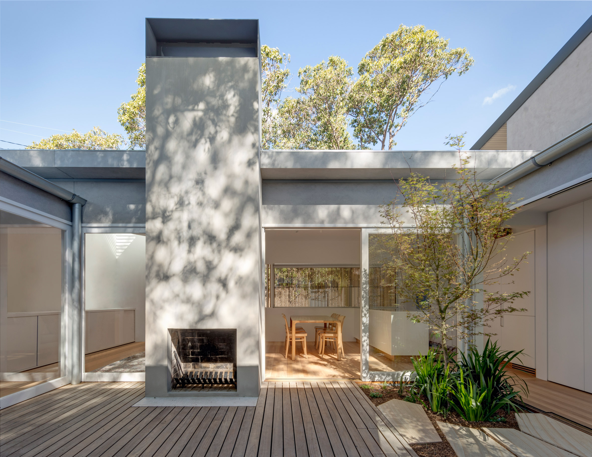 Panovscott rearranges Sydney cottage around a central courtyard garden