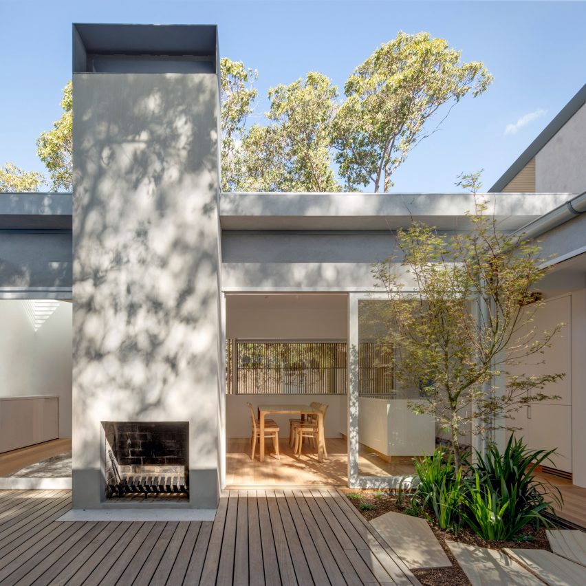 Panovscott rearranges Sydney cottage around a central courtyard garden