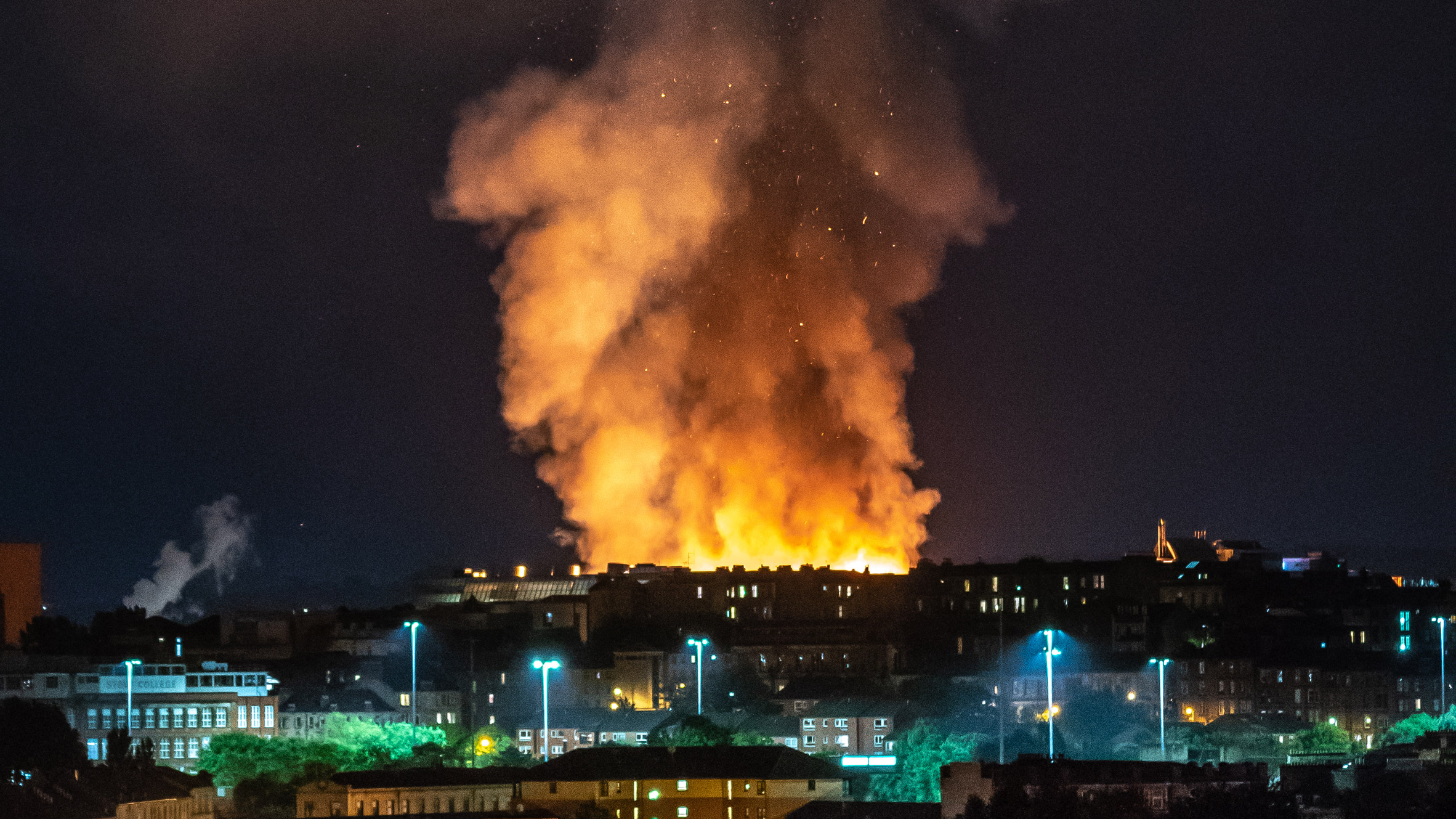 Fire devastates Mackintosh's Glasgow School of Art for a second time