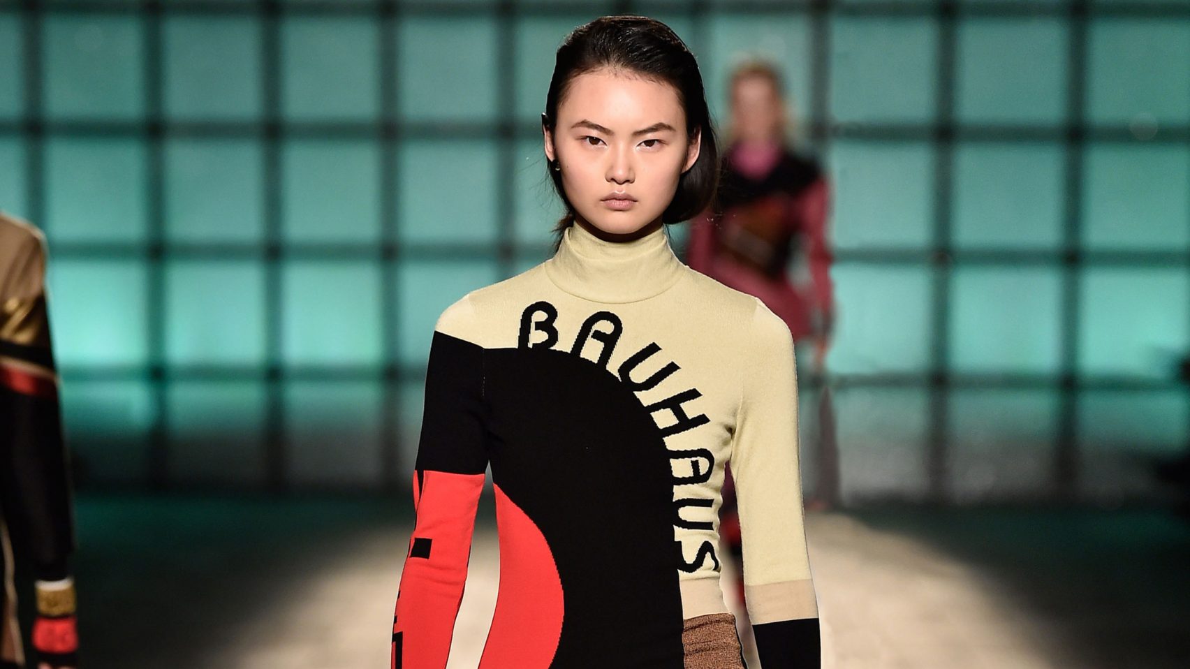 mary katrantzou moda e bauhaus