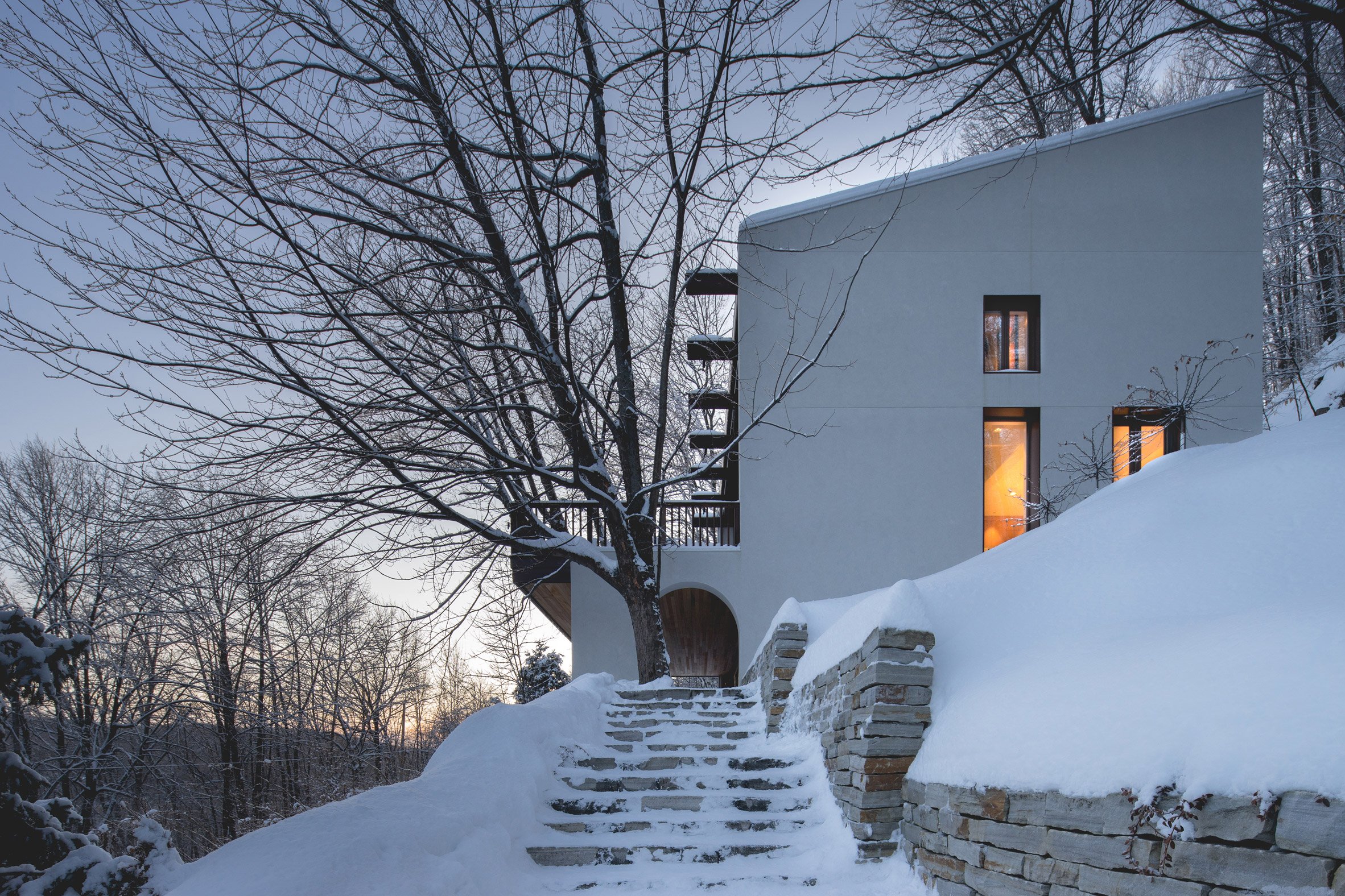 Residence Maribou by Alain Carle Architecte