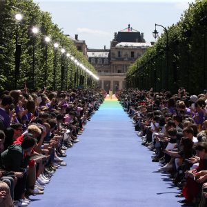 ASSOULINE - Louis Vuitton: Virgil Abloh highlights the designer's  pioneering achievements at the French luxury house. Pictured: Virgil Abloh  launches a paper plane on the rainbow-colored runway at his Louis Vuitton  spring-summer