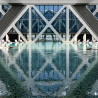 Morpheus hotel by Zaha Hadid Architects, photo by Virgile Simon Bertrand