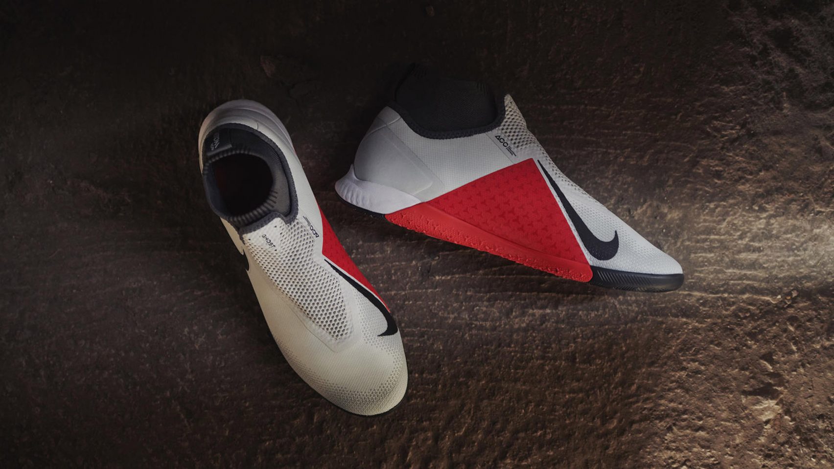 Nikes Phantomvsn Football Boot Designed To Suit An Attack Focused Game 2380