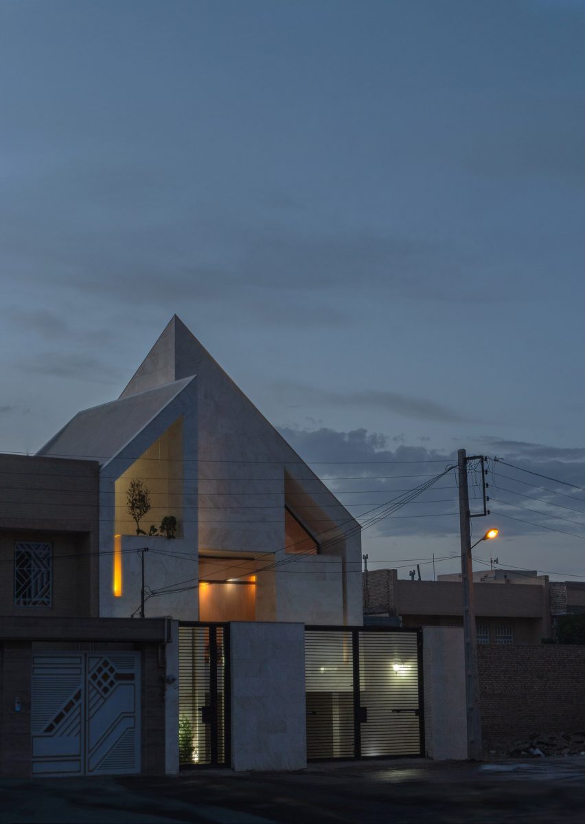 Yazd Urban Villa by Amir Shahrad