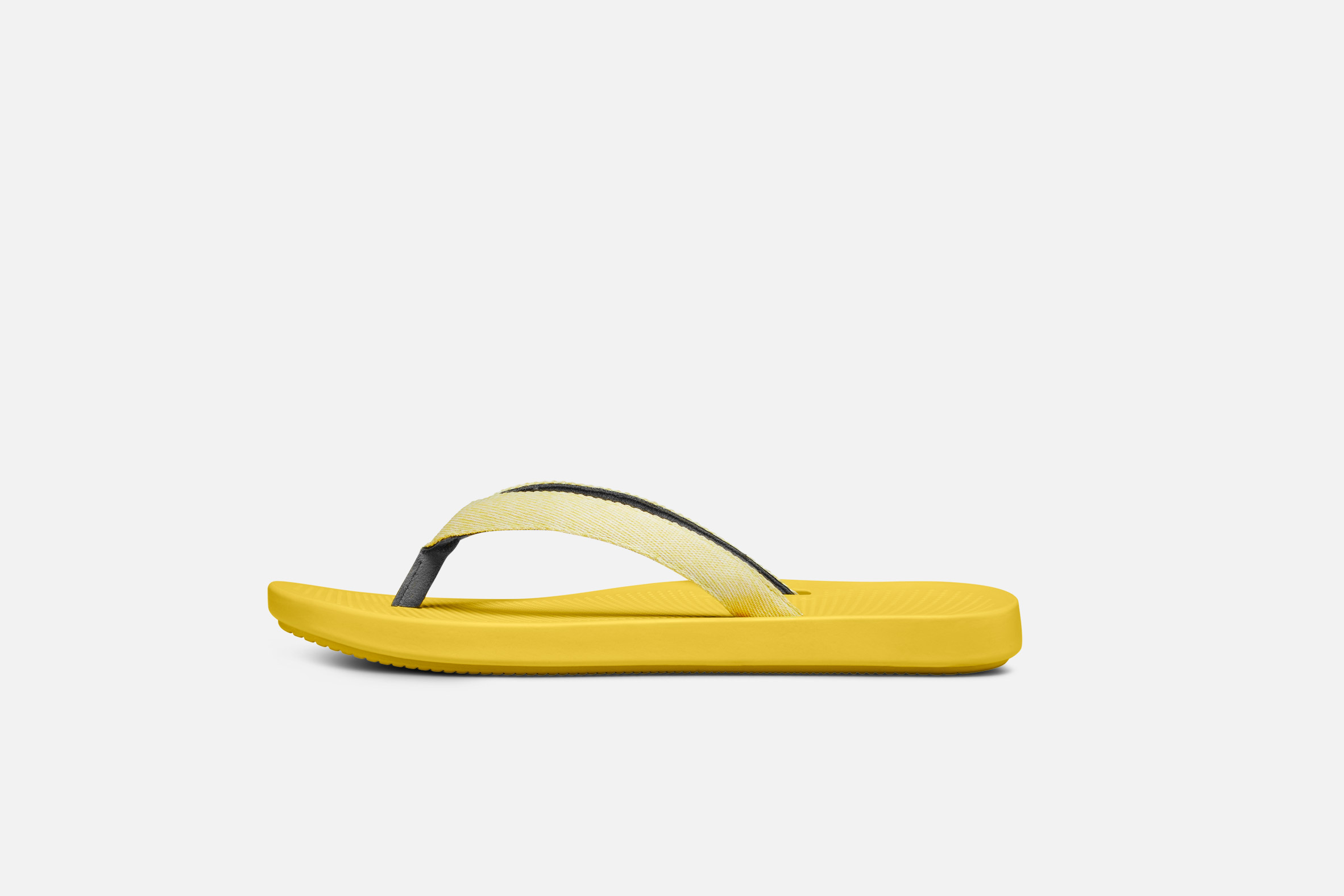 Flip flops with sugar-cane soles 