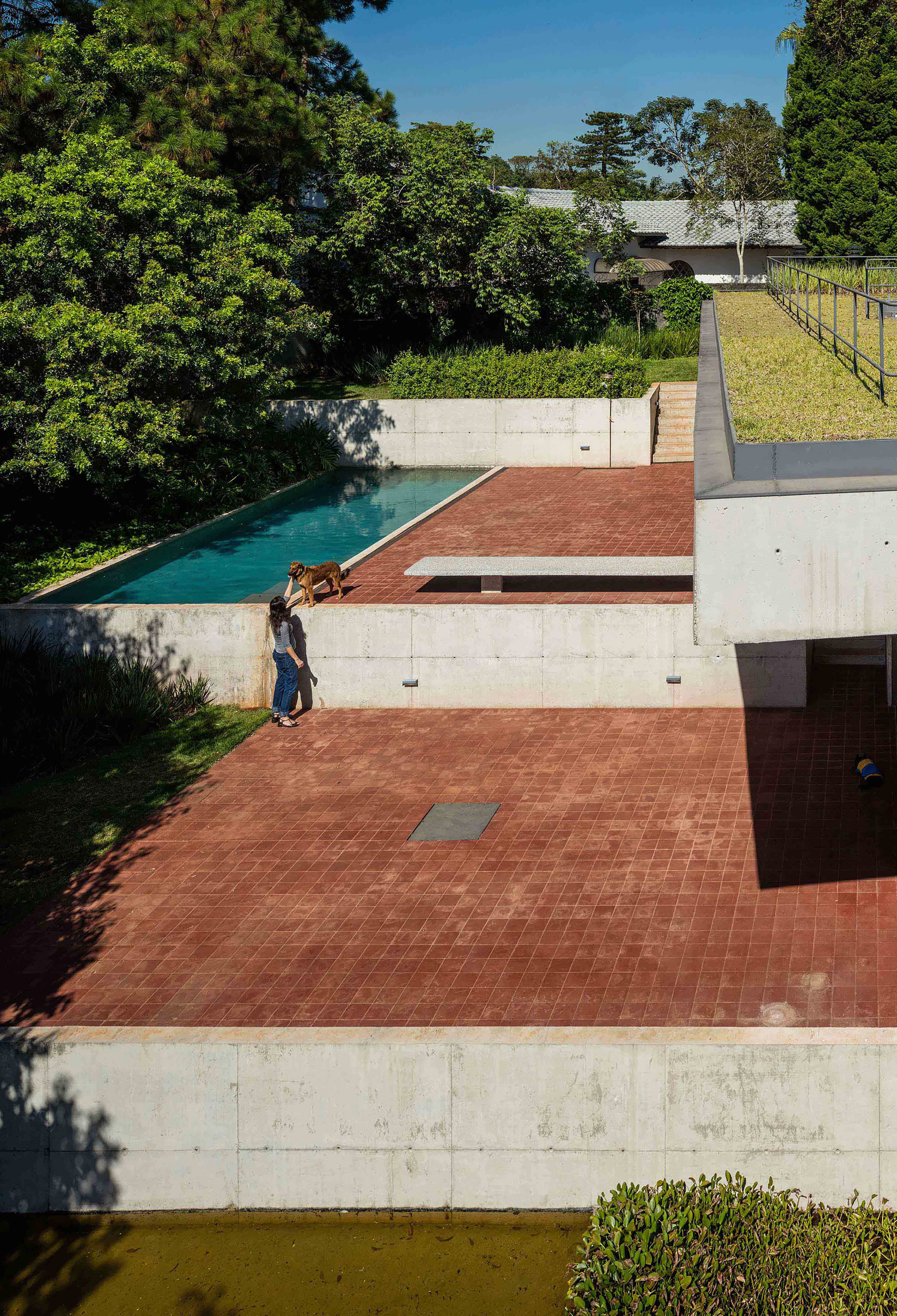 Casa em Cotia by Una Arquitetos