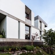 Casa Maguey por Intersticial Arquitectura