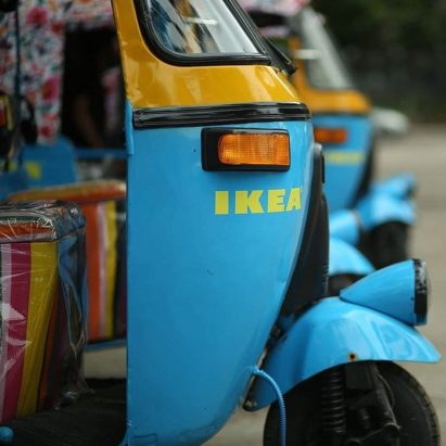 IKEA realiza entregas con rickshaws con energía solar desde la primera tienda india