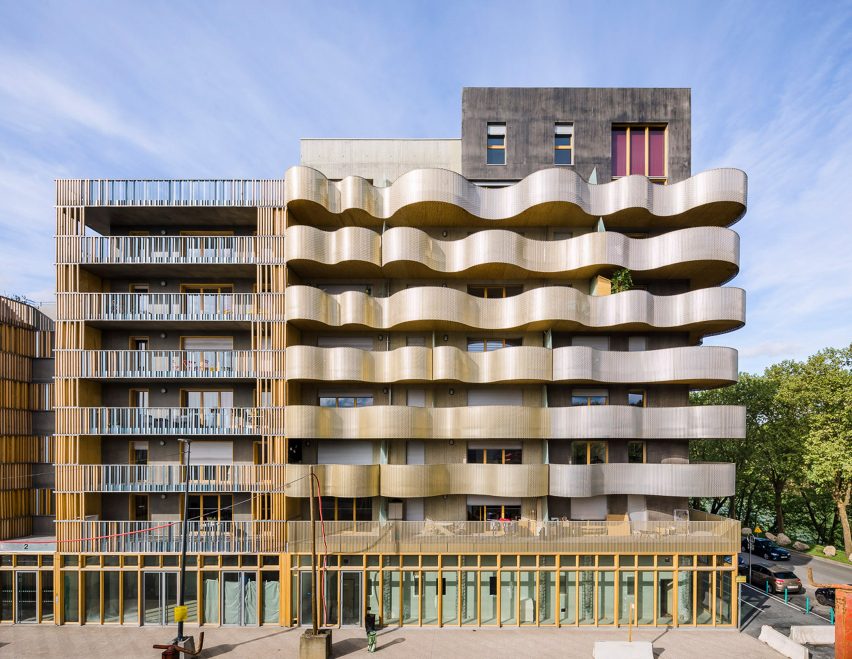 Ile Saint Denis Housing Project by Peripheriques Architectes