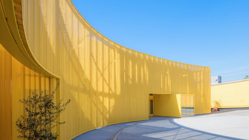 South Los Angeles High School by Brooks + Scarpa