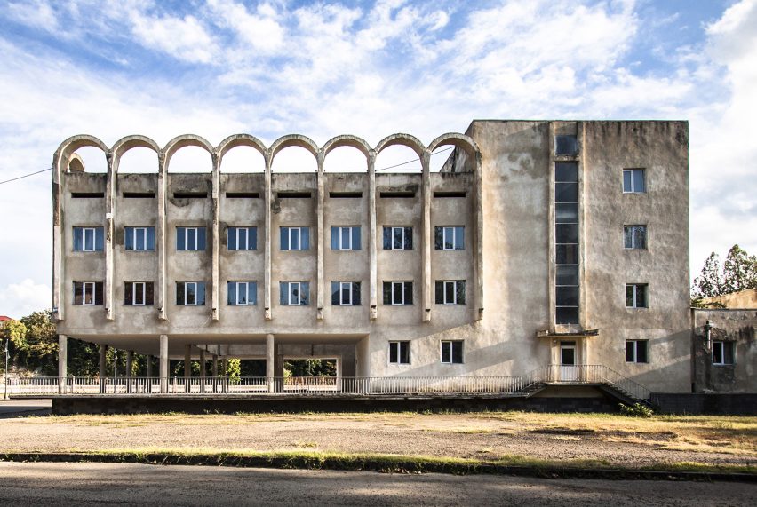 Soviet architecture in Georgia by Roberto Conte and Stephano Perego