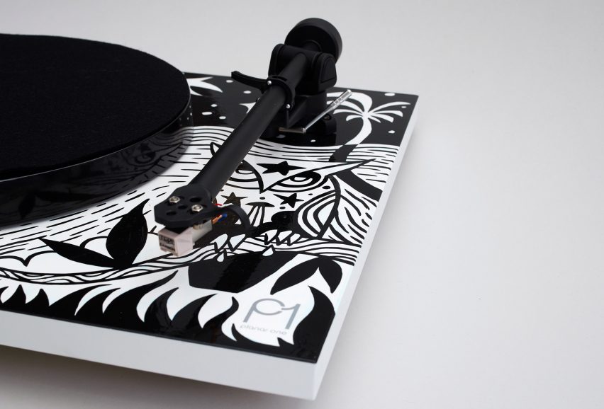 10 unique turntables decorated by celebrated artists and designers go up for auction for Planar 1/1