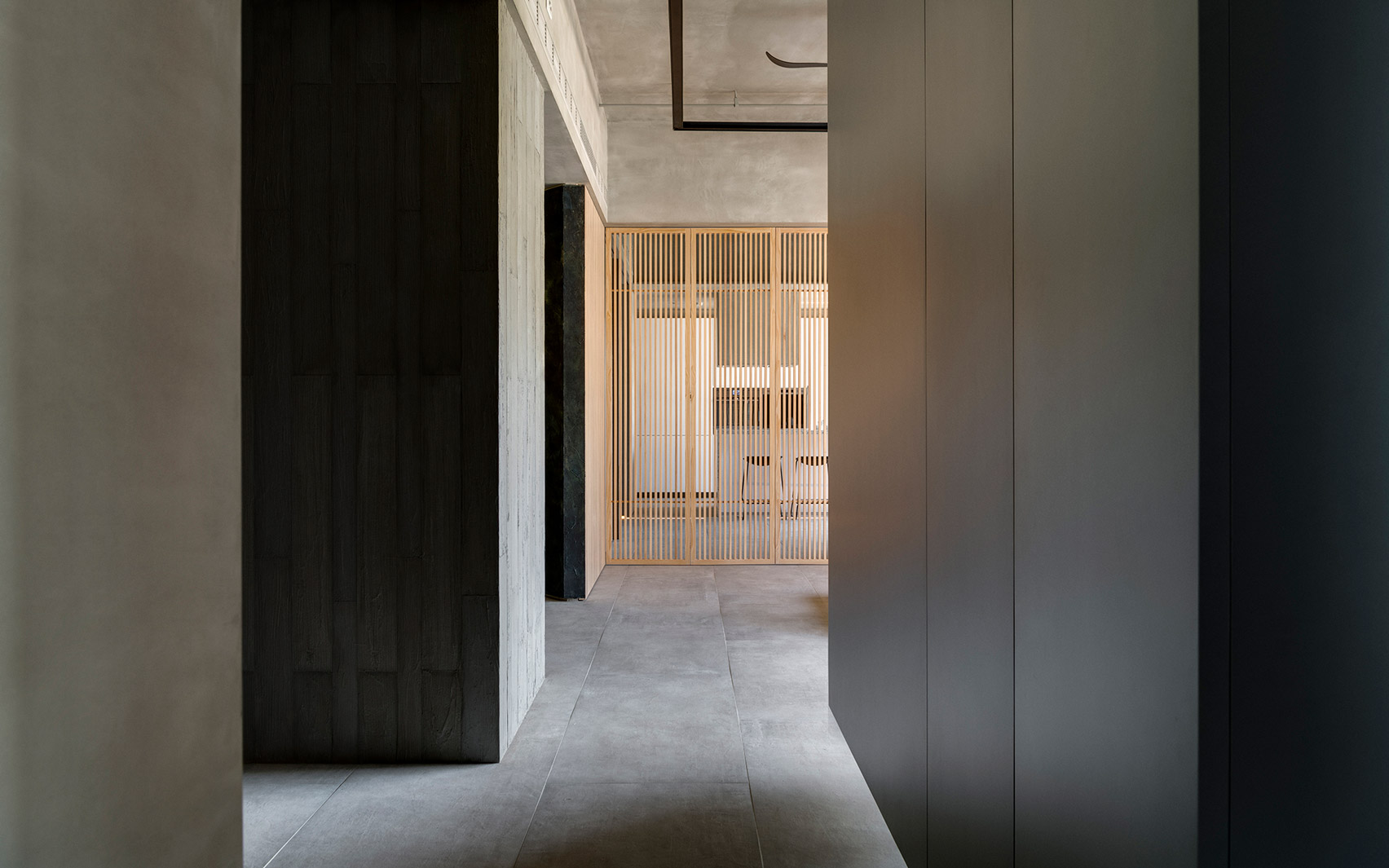 Din-a-ka apartment by Wei Yi International Design Associates