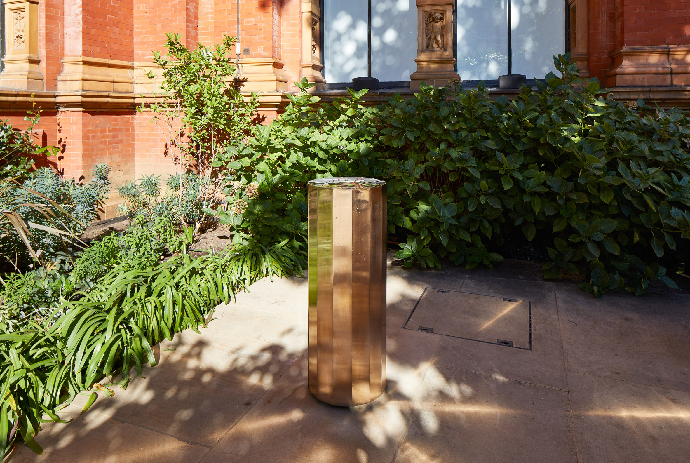 Michael Anastassiades installs drinking fountain that "lights up your whole face" at the V&A