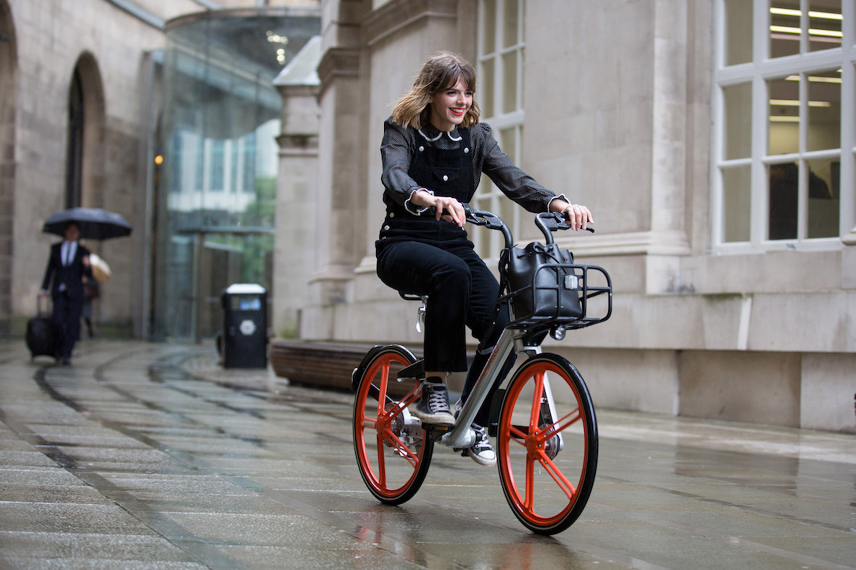 Bike-sharing company Mobike withdraws from Manchester due to vandalism