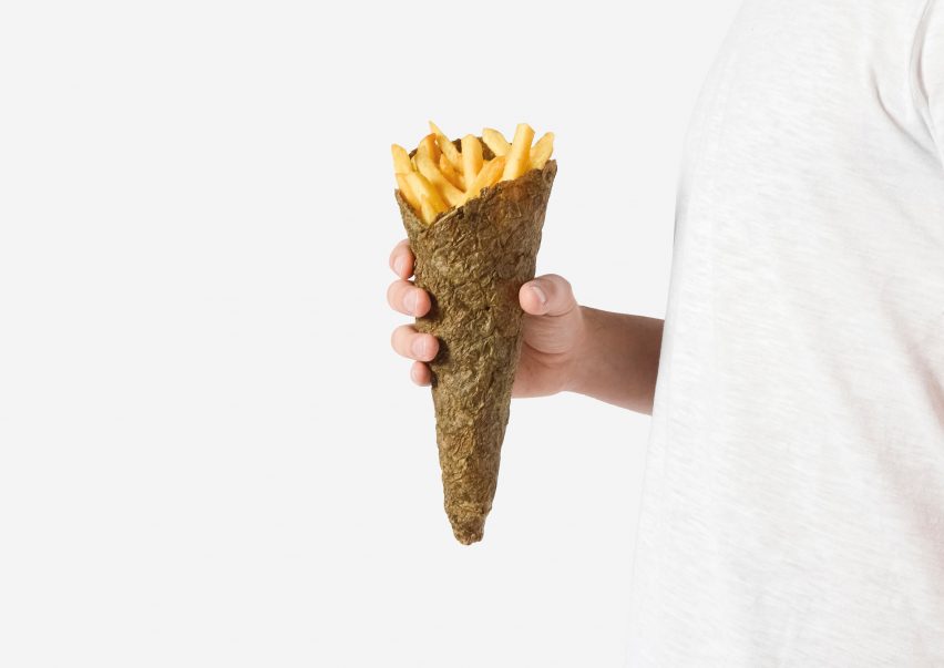 Peel Saver is an ecological packaging for fries made from recycled potato skins
